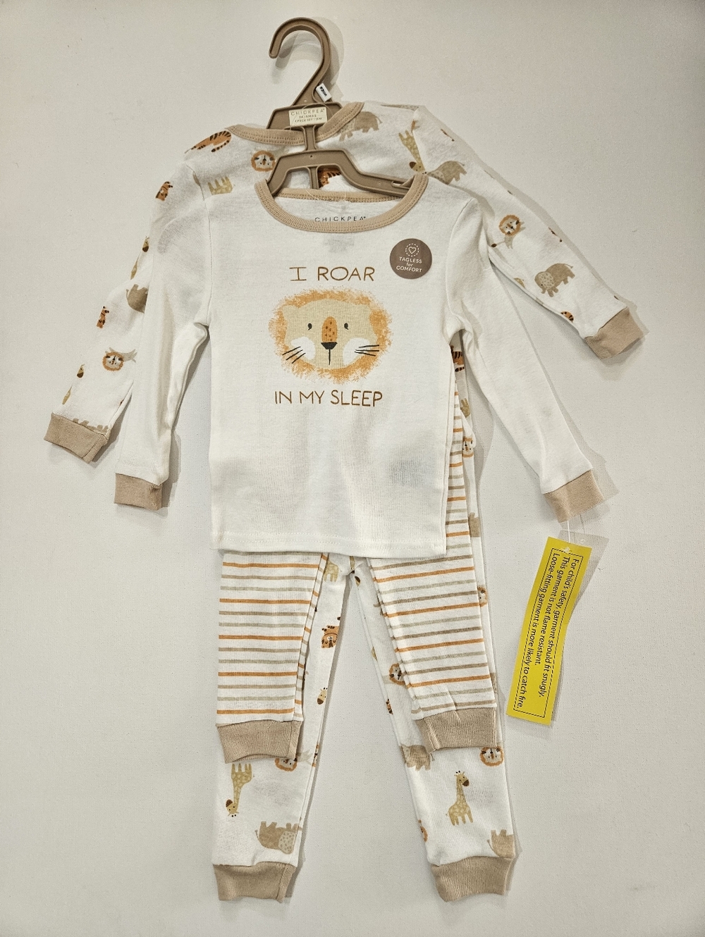 NWT Chickpea 4 PC Pajamas Toddler 18M White Beige Safari Animal Print Sleepwear‎
